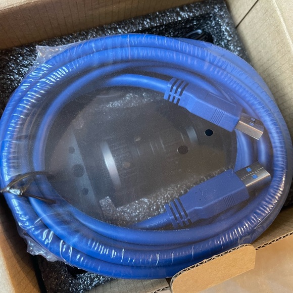 HD/USB industrial camera. Brand new, never used. See photo for specs. - Picture 4 of 8